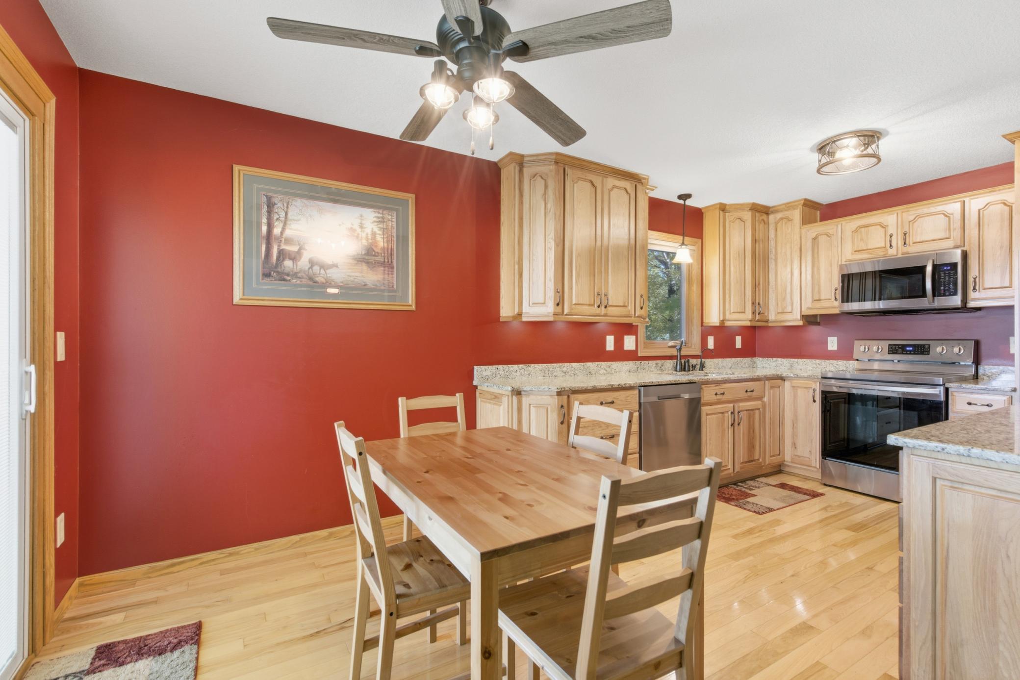 10528 Marmon Street NE