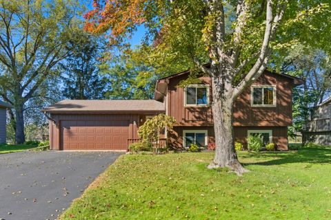 10528 Marmon Street NE Circle Pines MN 55014