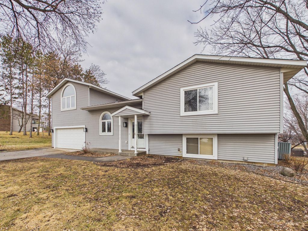 Photo of 573 Rolling Meadows Lane SE, New Prague, MN 56071 (MLS # 7029982)