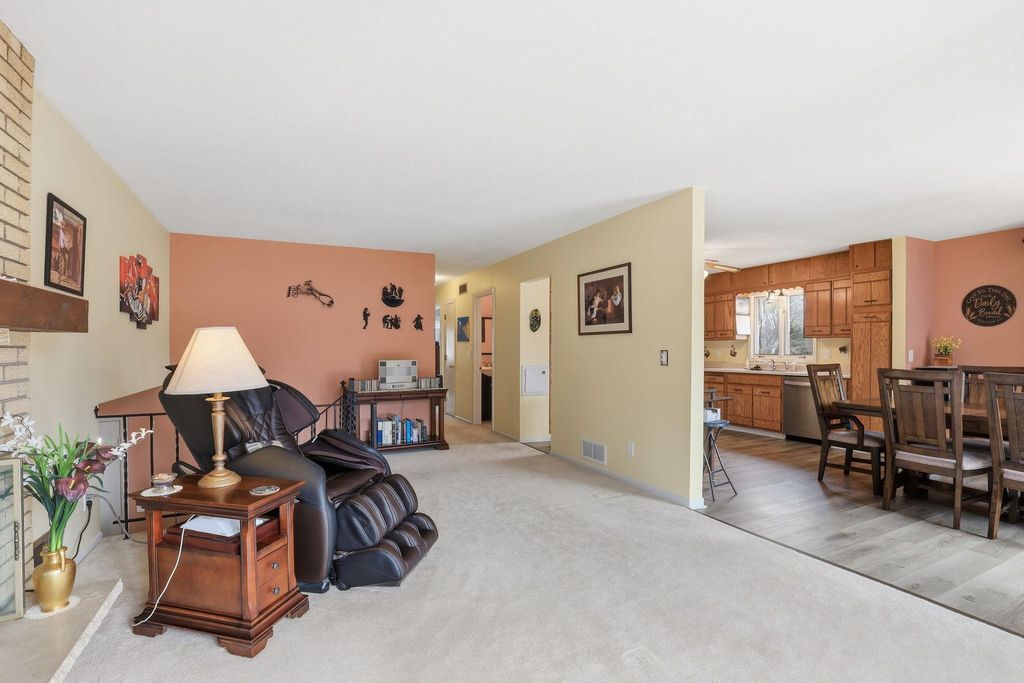 Photo of 3604 33rd Avenue NE, Saint Anthony, MN 55418 (MLS # 7017751)