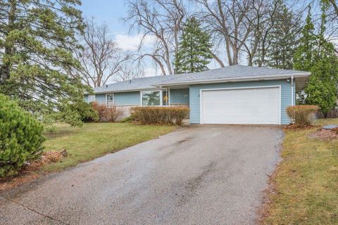 9009 Russell Avenue S Bloomington MN 55431