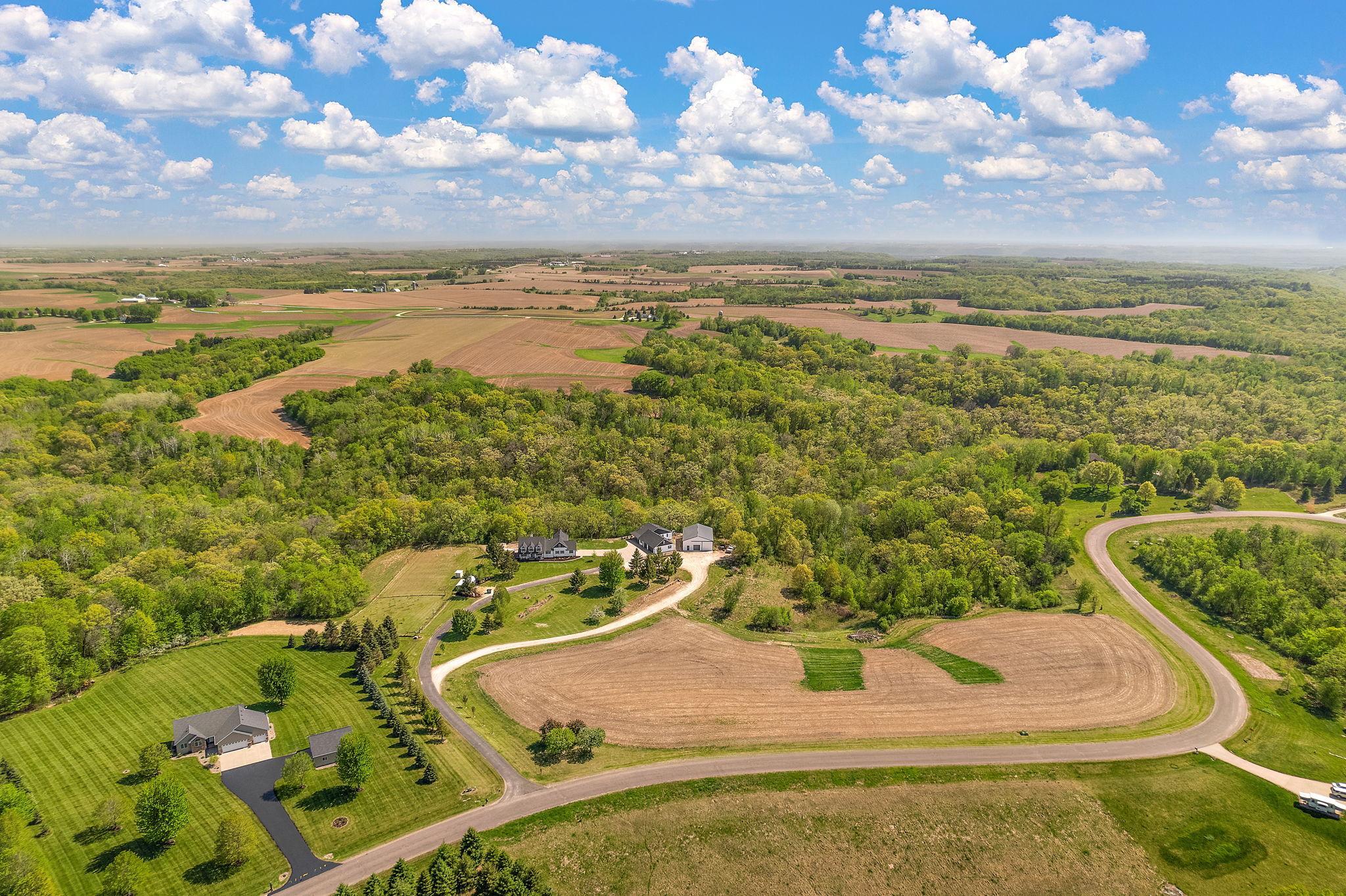 Prescott, Wisconsin, 54021, United States, 5 Bedrooms Bedrooms, ,6 BathroomsBathrooms,Residential,Active,2017498