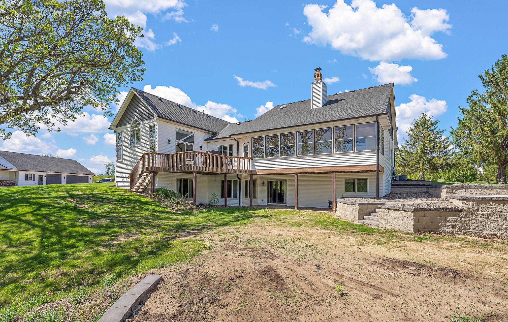 Prescott, Wisconsin, 54021, United States, 5 Bedrooms Bedrooms, ,6 BathroomsBathrooms,Residential,Active,2017498