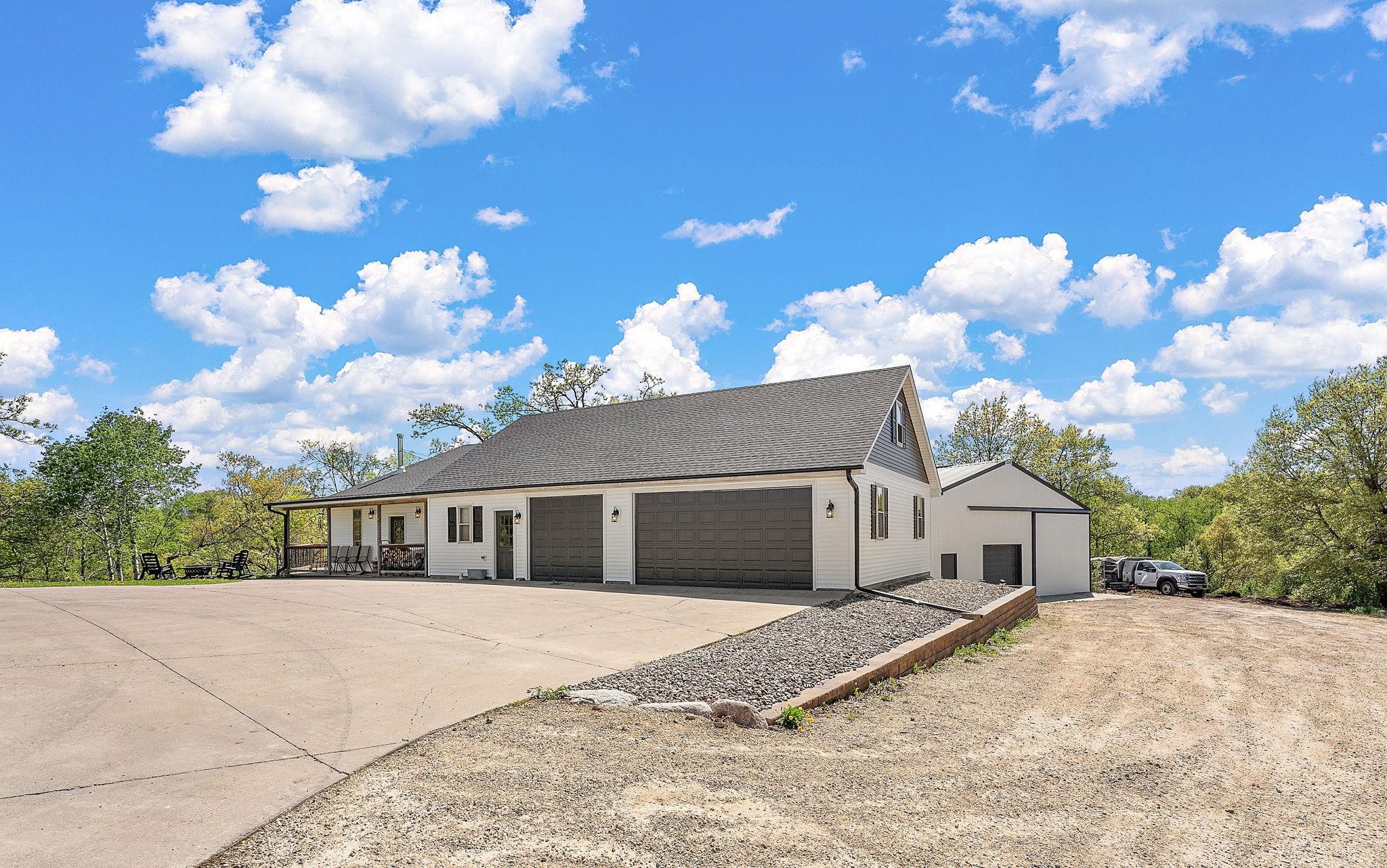 Prescott, Wisconsin, 54021, United States, 5 Bedrooms Bedrooms, ,6 BathroomsBathrooms,Residential,Active,2017498