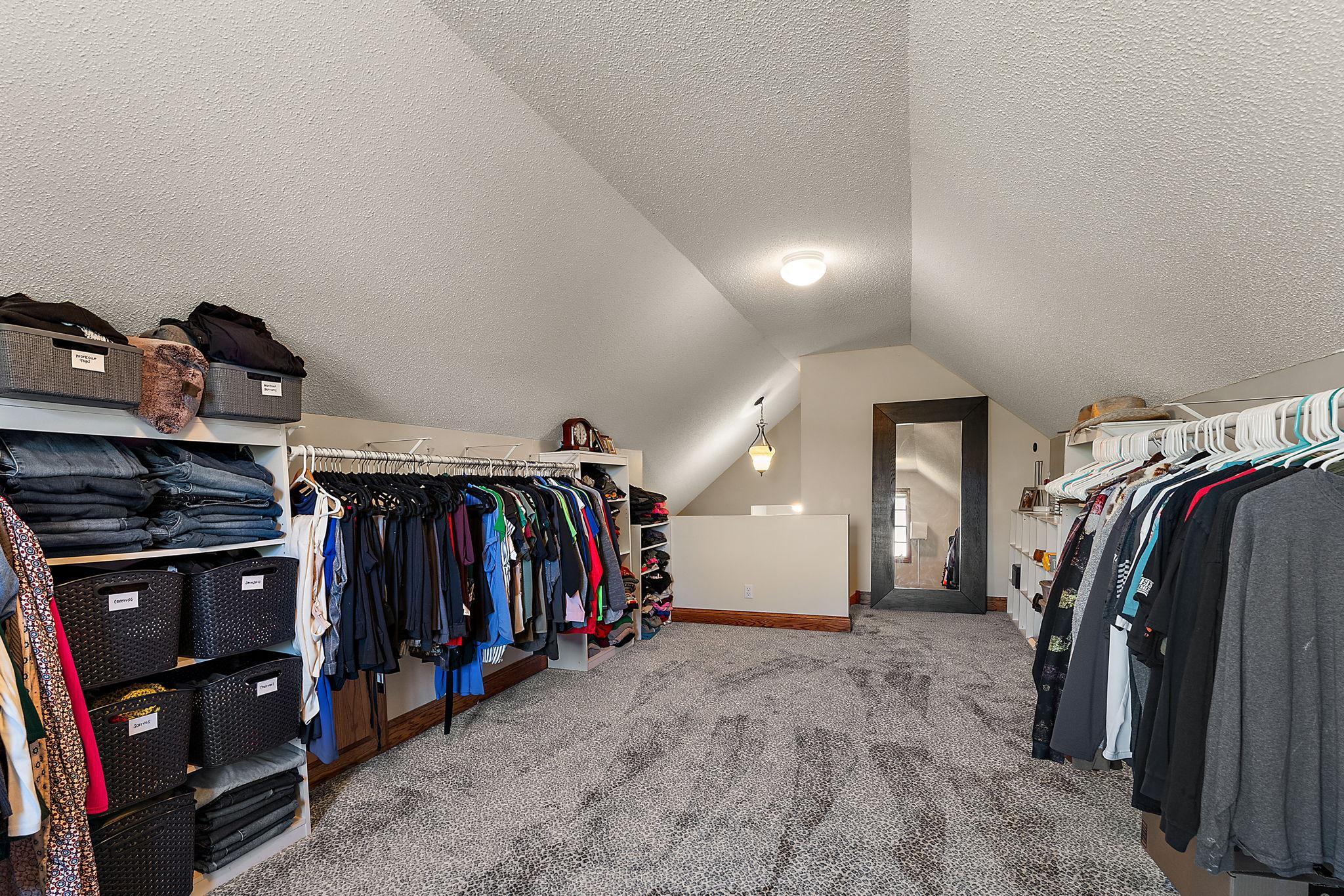 Prescott, Wisconsin, 54021, United States, 5 Bedrooms Bedrooms, ,6 BathroomsBathrooms,Residential,Active,2017498