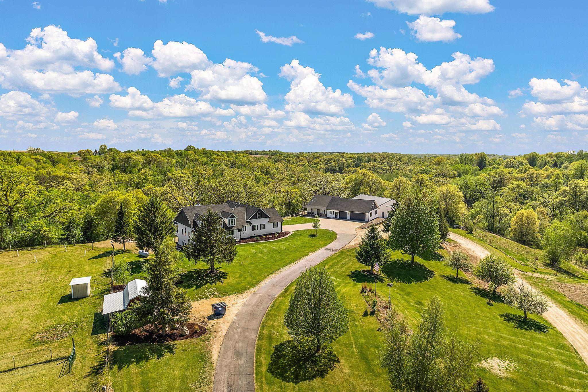 Prescott, Wisconsin, 54021, United States, 5 Bedrooms Bedrooms, ,6 BathroomsBathrooms,Residential,Active,2017498