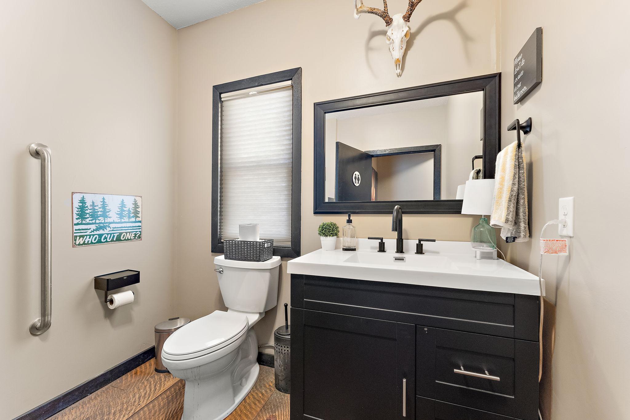 Prescott, Wisconsin, 54021, United States, 5 Bedrooms Bedrooms, ,6 BathroomsBathrooms,Residential,Active,2017498