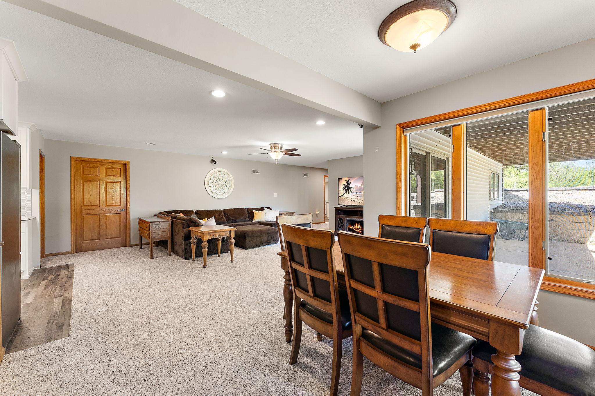 Prescott, Wisconsin, 54021, United States, 5 Bedrooms Bedrooms, ,6 BathroomsBathrooms,Residential,Active,2017498