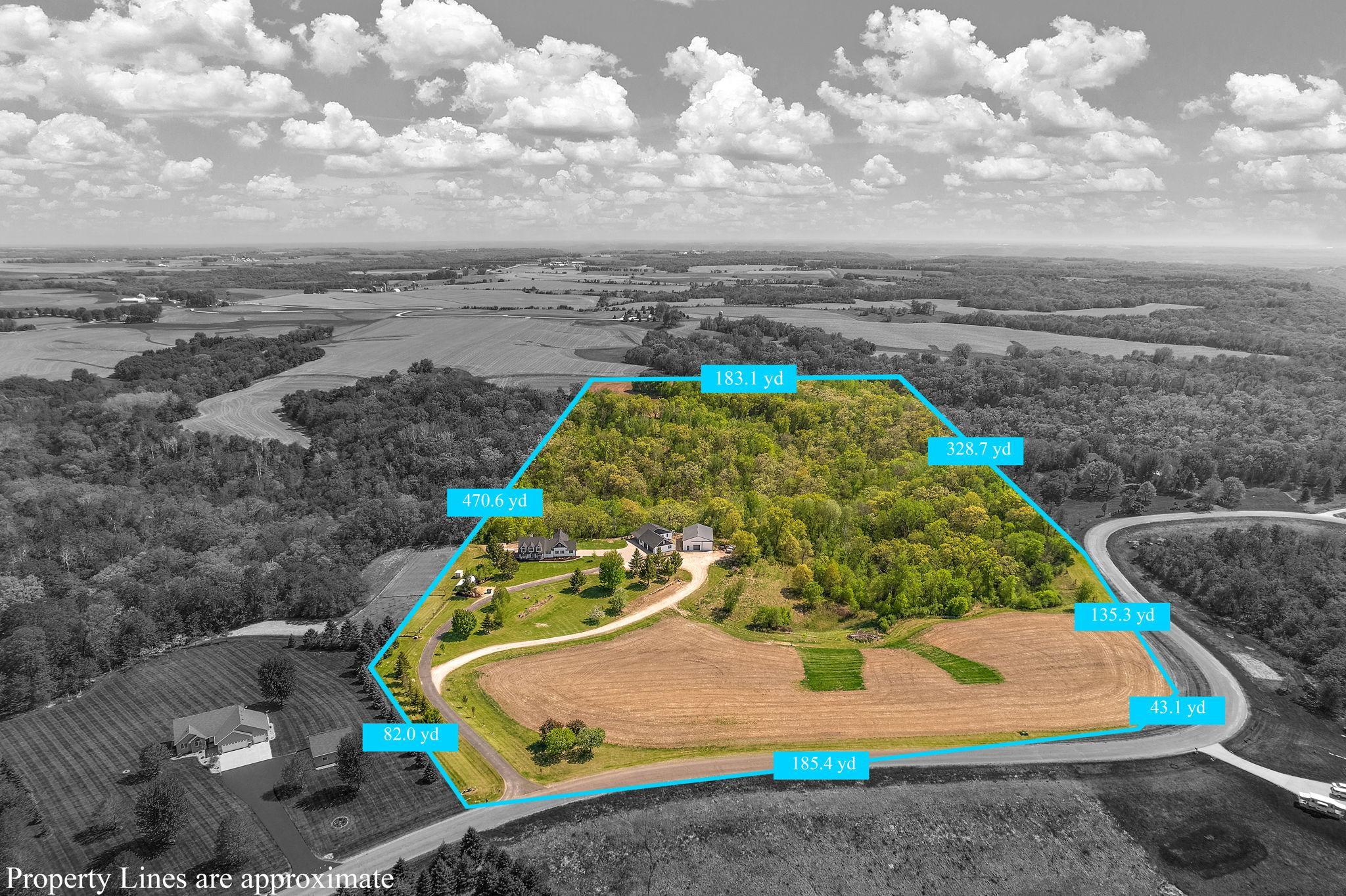 Prescott, Wisconsin, 54021, United States, 5 Bedrooms Bedrooms, ,6 BathroomsBathrooms,Residential,Active,2017498