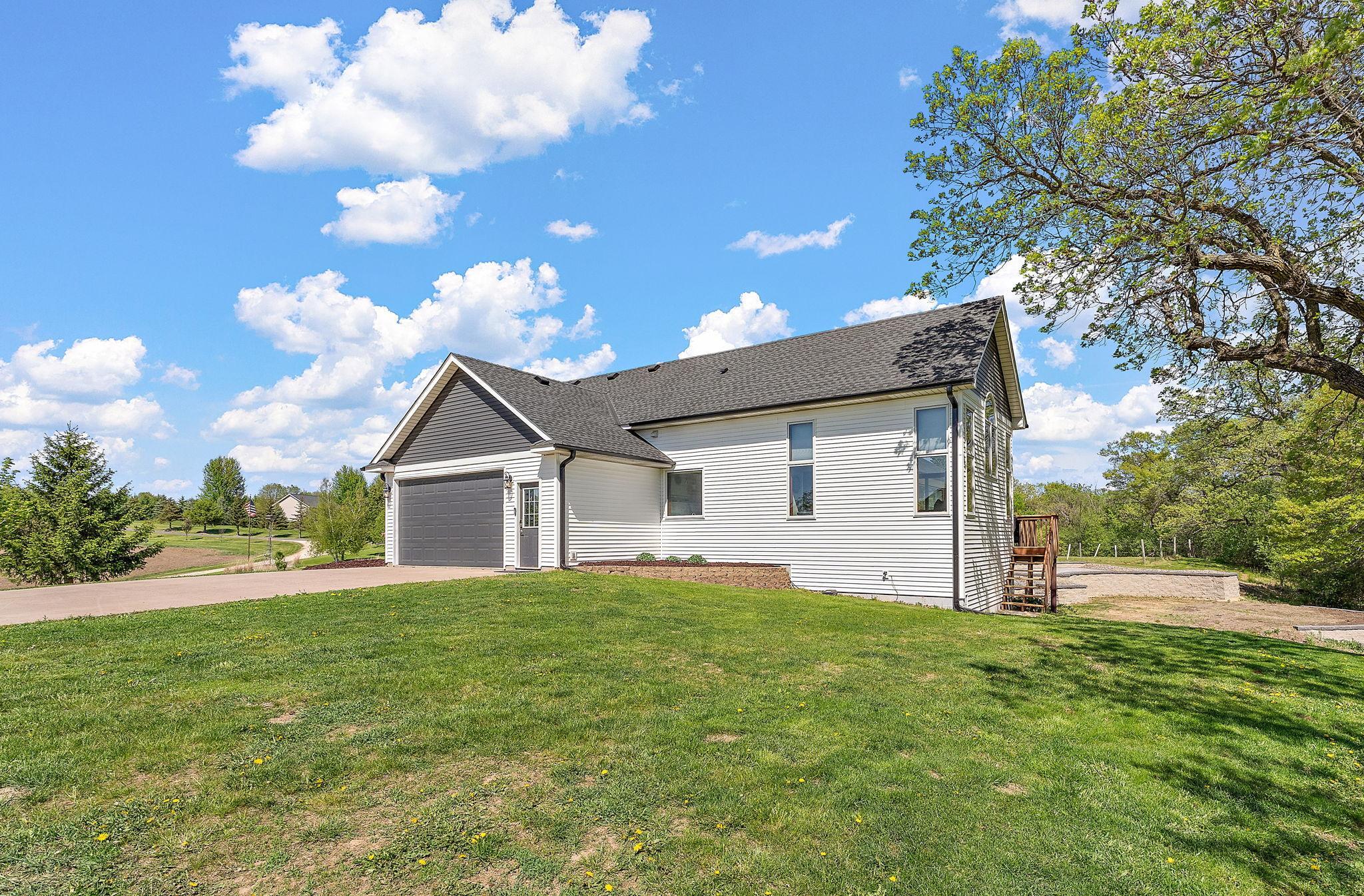 Prescott, Wisconsin, 54021, United States, 5 Bedrooms Bedrooms, ,6 BathroomsBathrooms,Residential,Active,2017498