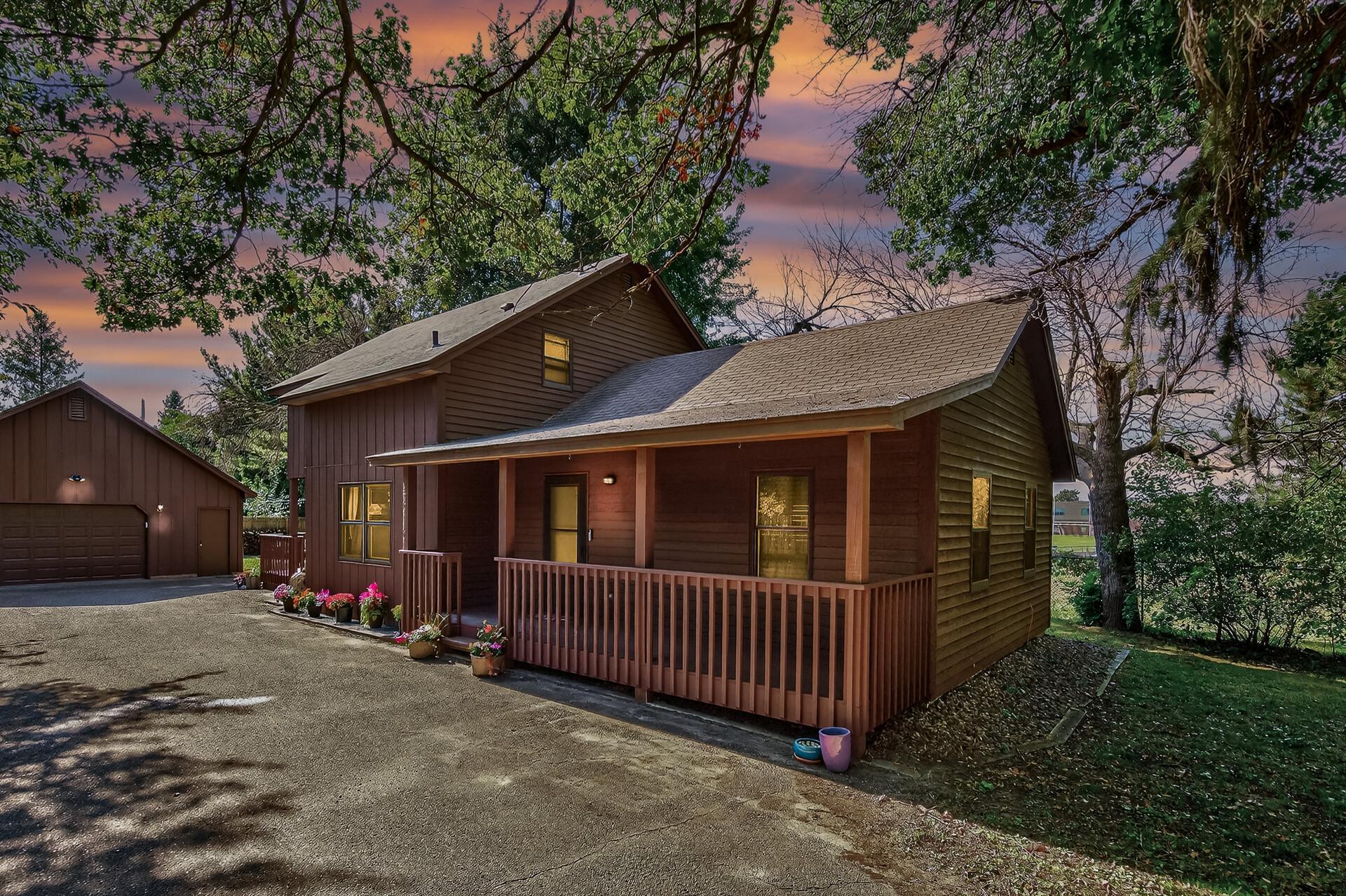 Roseville, Minnesota 55113, United States, 3 Bedrooms Bedrooms, ,2 BathroomsBathrooms,Residential,Active,224776