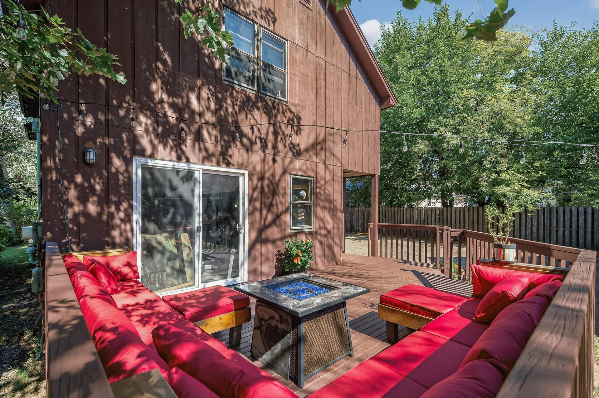 Roseville, Minnesota 55113, United States, 3 Bedrooms Bedrooms, ,2 BathroomsBathrooms,Residential,Active,224776