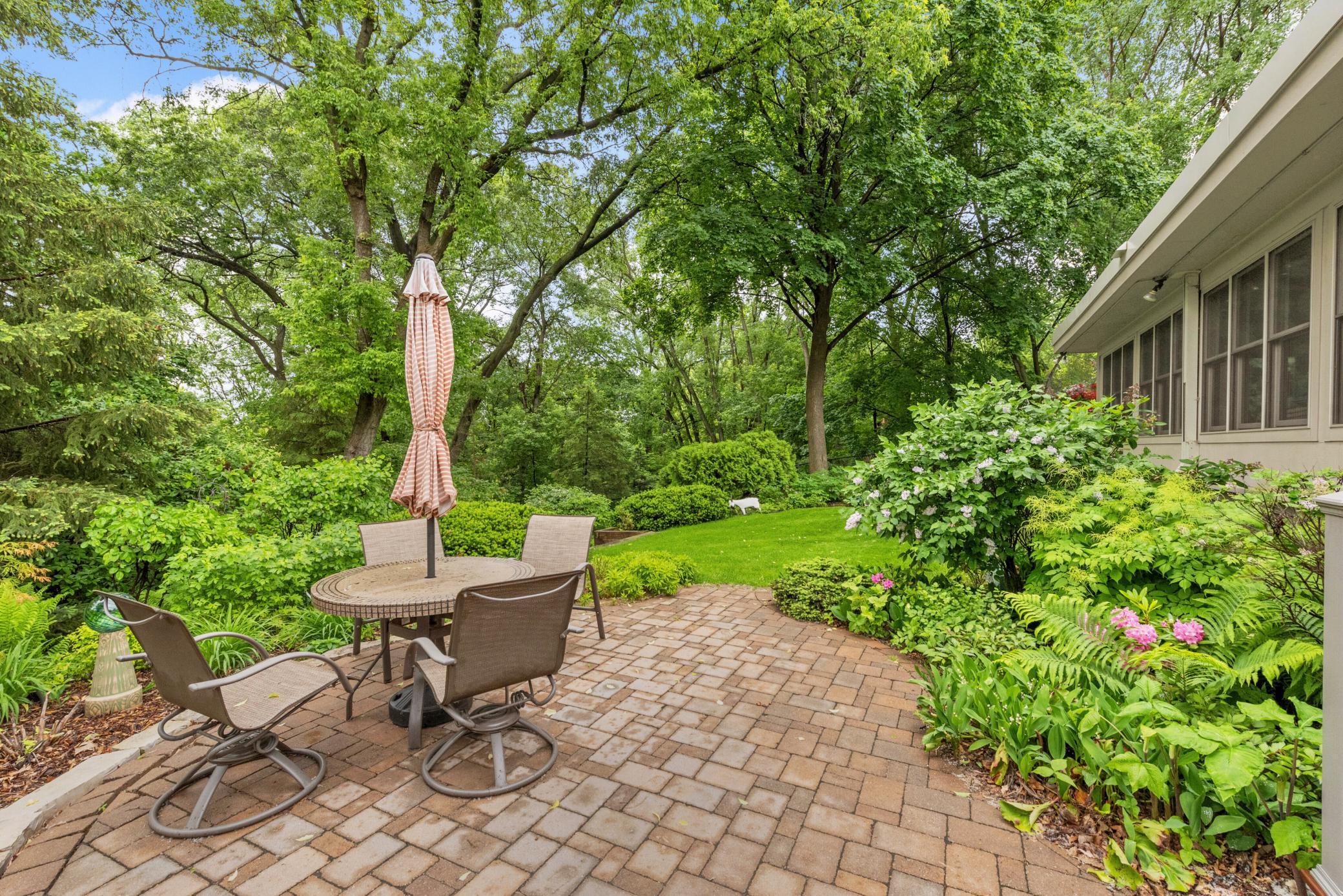 576 Montcalm Place