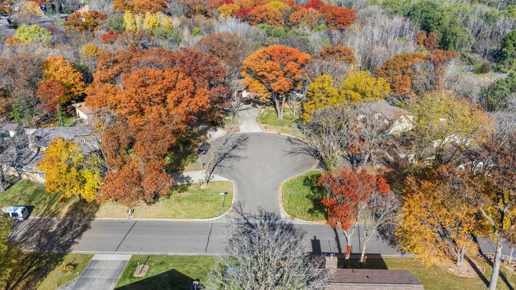 Photo of 11711 Evergreen Circle NW, Coon Rapids, MN 55448 (MLS # 6821505)