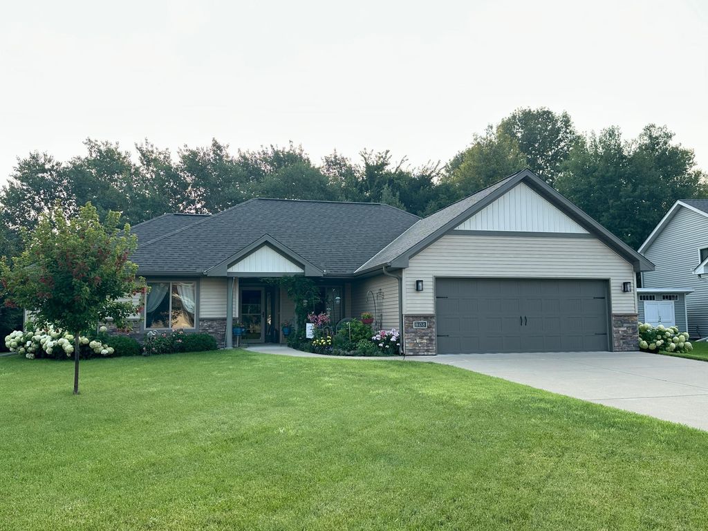 Photo of 408 21st Avenue N, Sartell, MN 56377 (MLS # 7030101)
