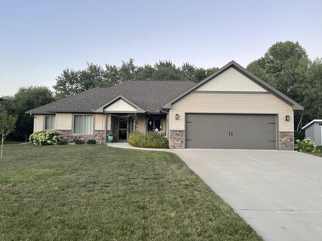 Photo of 408 21st Avenue N, Sartell, MN 56377 (MLS # 7030101)
