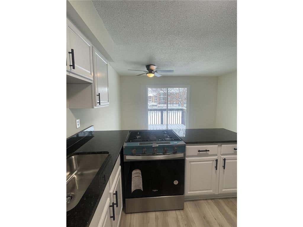 Photo of 7824 Yates Avenue N, Brooklyn Park, MN 55443 (MLS # 7121806)