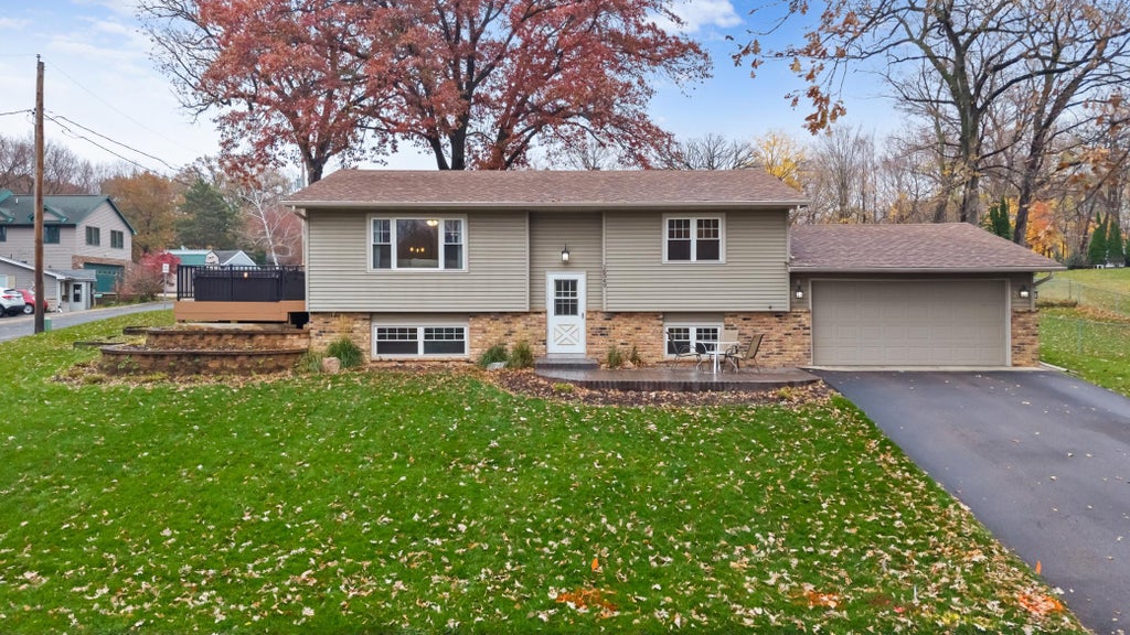 Photo of 16549 Dutch Avenue SE, Prior Lake, MN 55372 (MLS # 7164450)