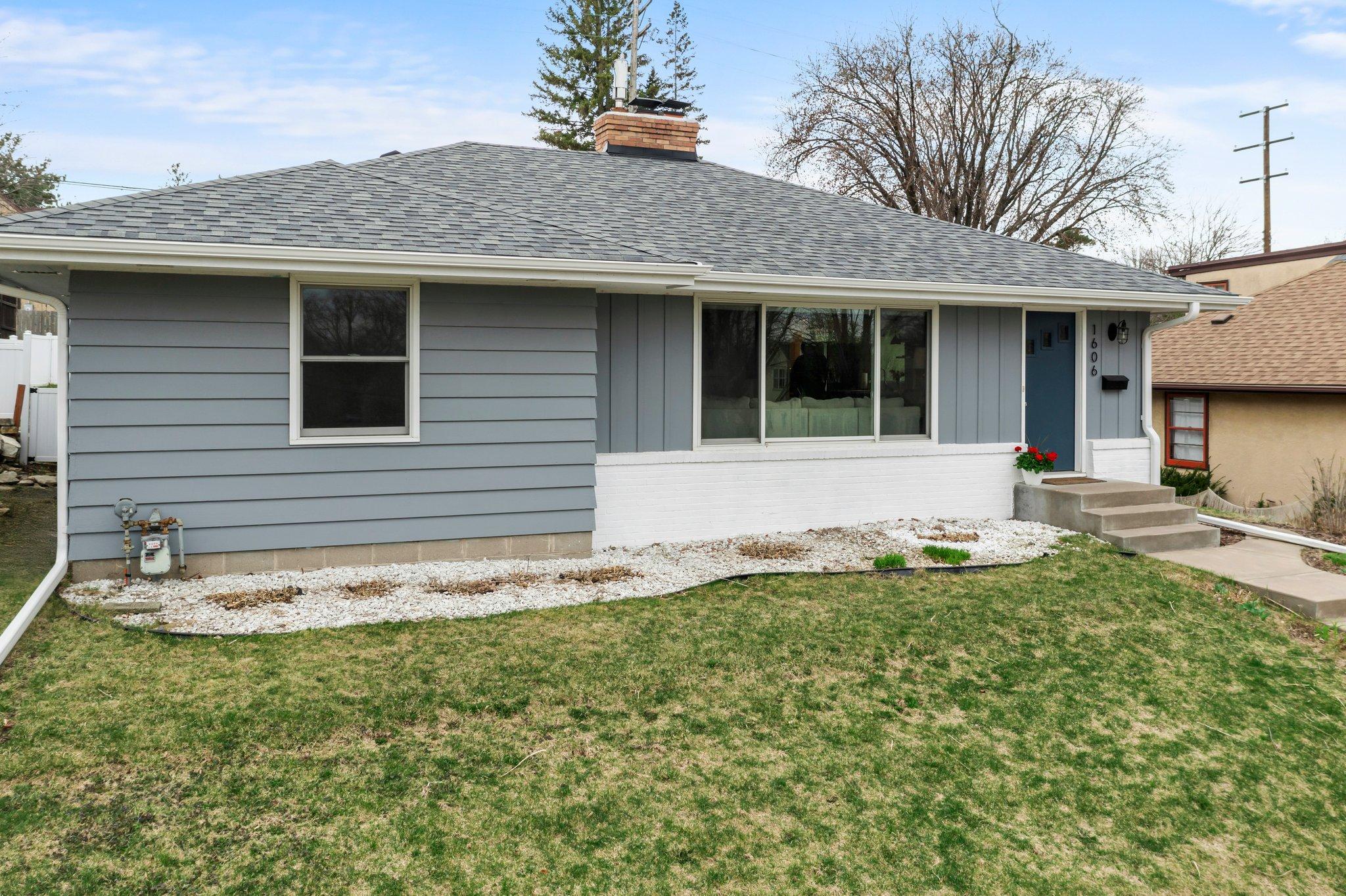 1606 Highland Parkway
