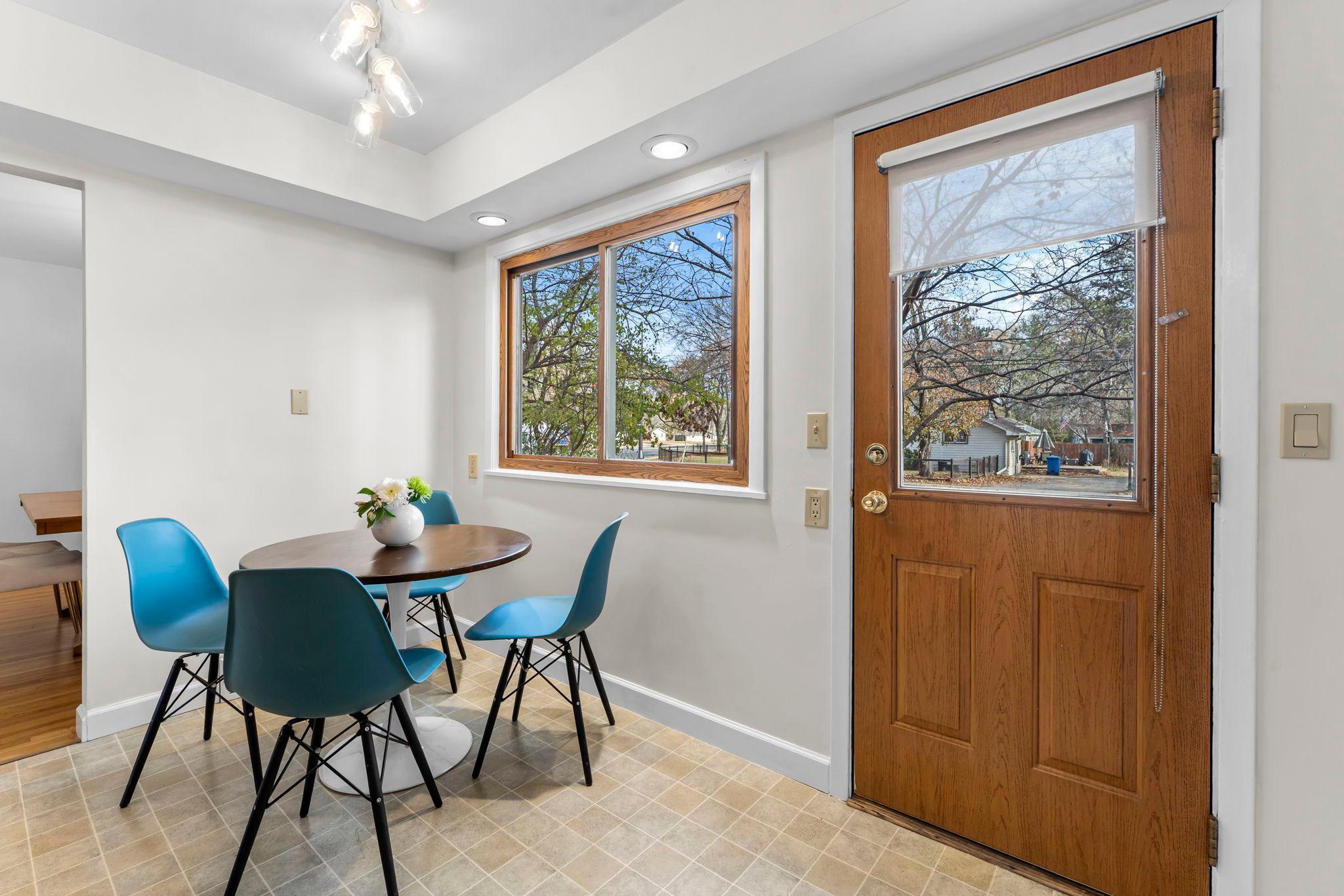 10524 Xerxes Avenue S