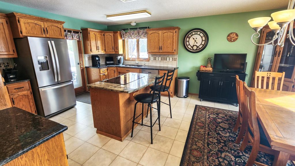 Photo of 4041 S Rivershore Drive, Moorhead, MN 56560 (MLS # 7052151)