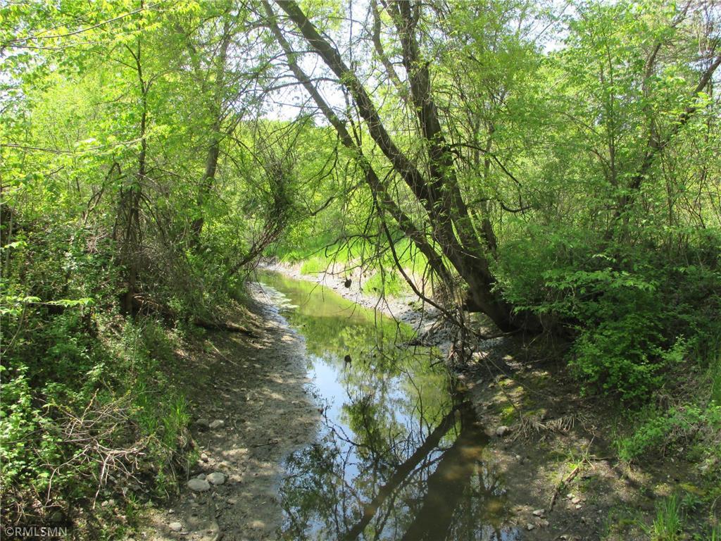 19516 Hampshire Court