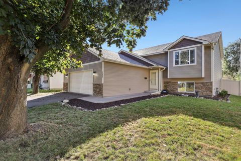 Photo of 127 Frost Street W, South Saint Paul, MN 55075 (MLS # 6802781)