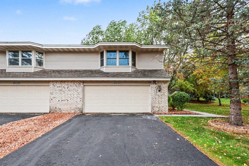 Photo of 6610 Falstaff Road, Woodbury, MN 55125 (MLS # 7160937)