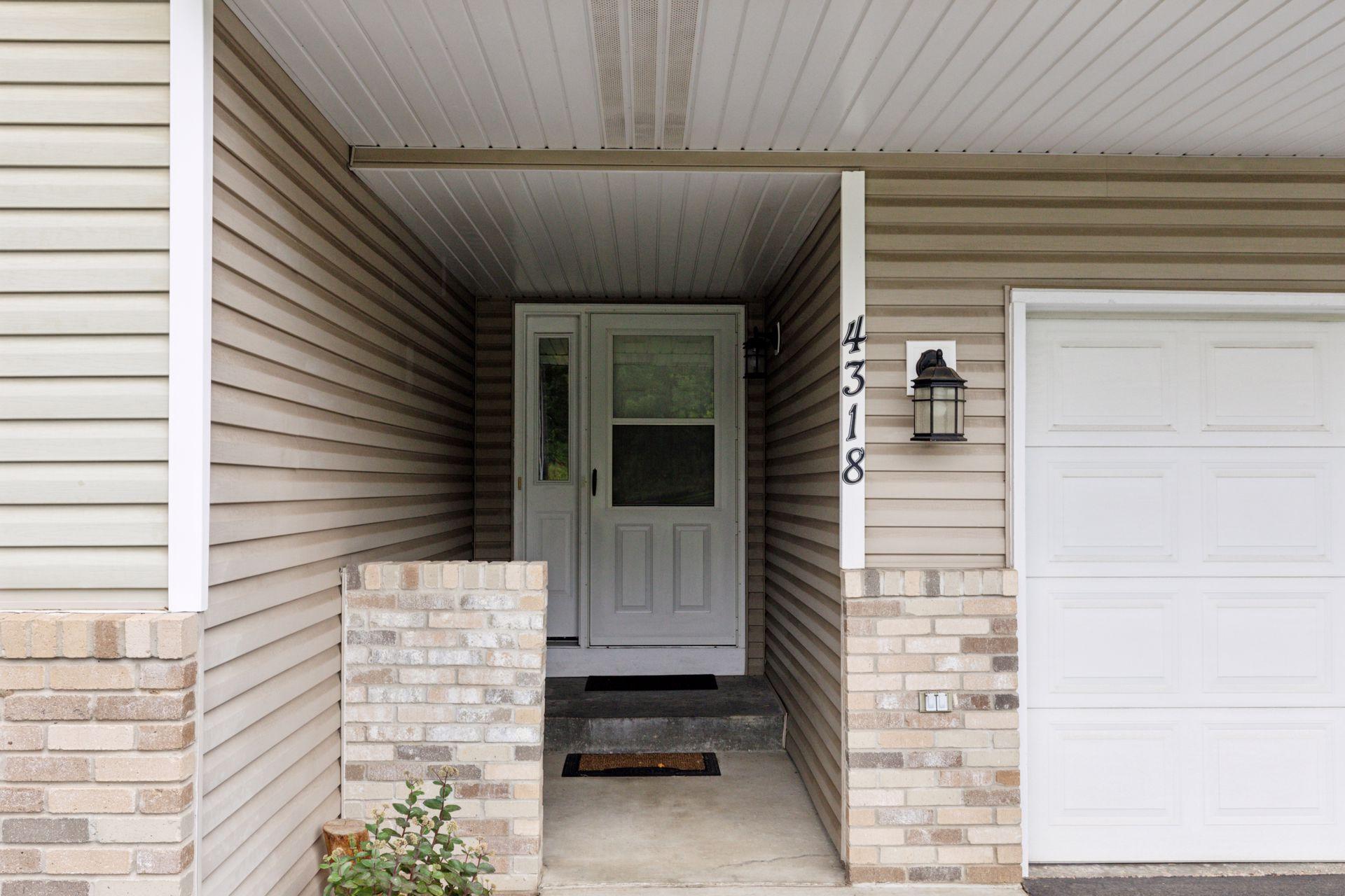 4318 Mccoll Drive