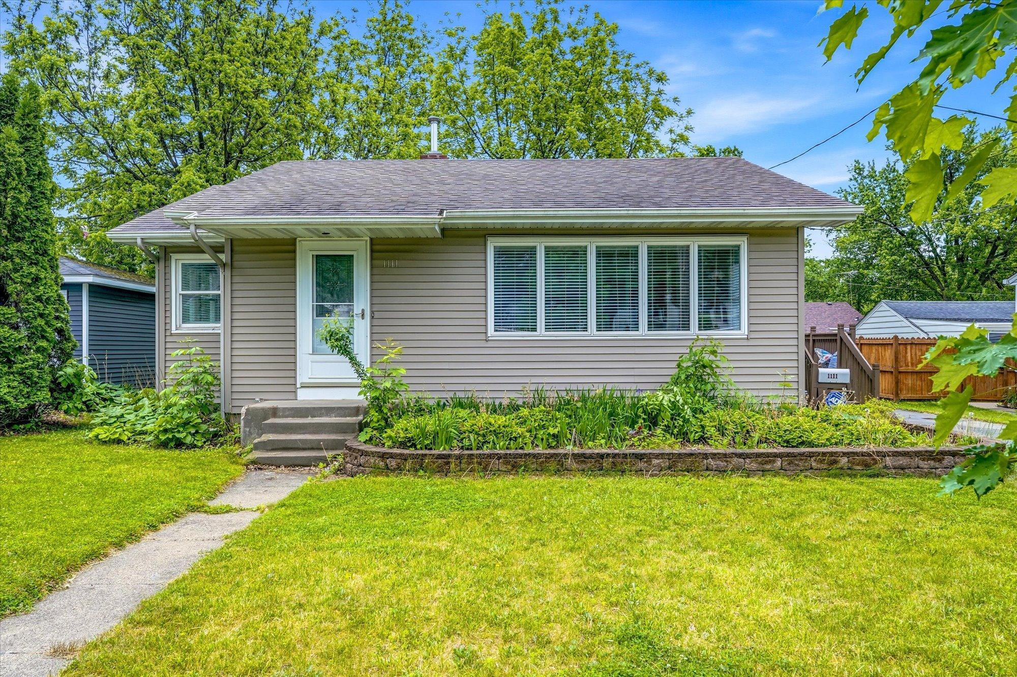 1111 Olive Street W