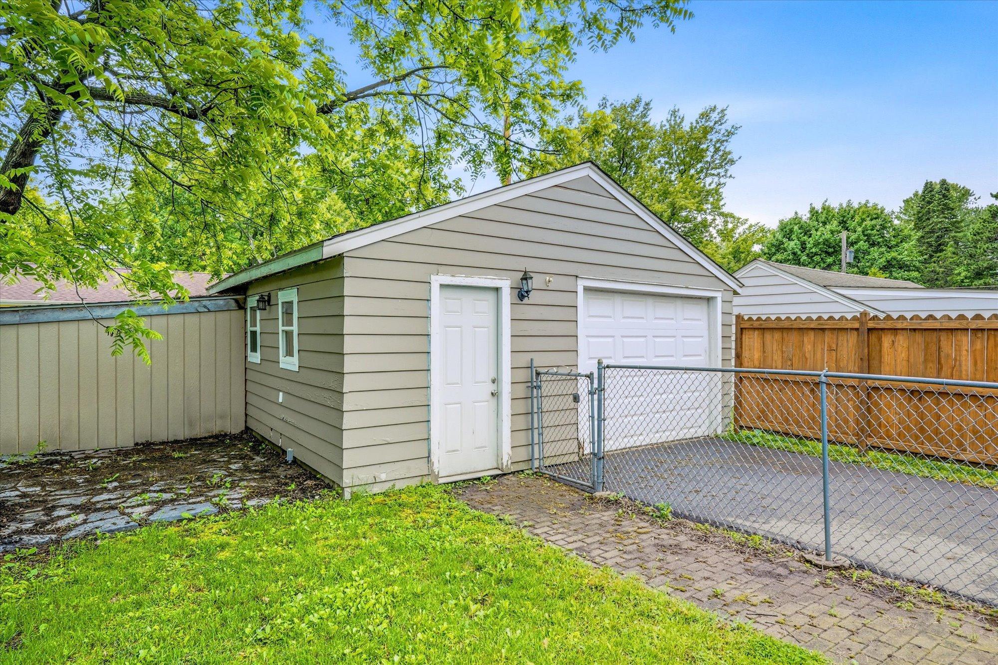 1111 Olive Street W