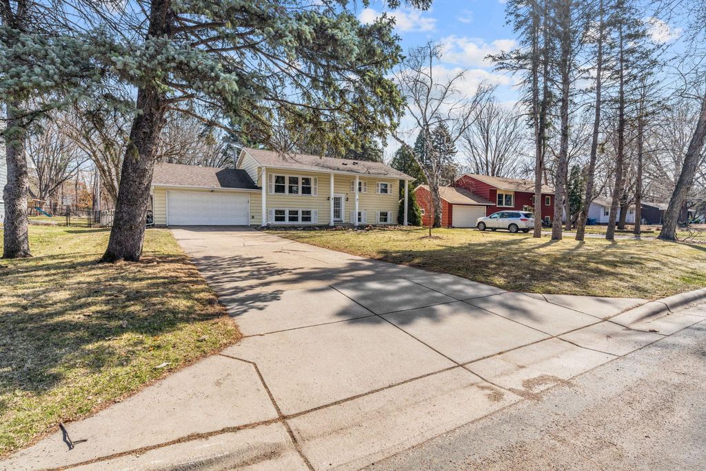 Photo of 7993 Greenwood Drive, Mounds View, MN 55112 (MLS # 7046094)