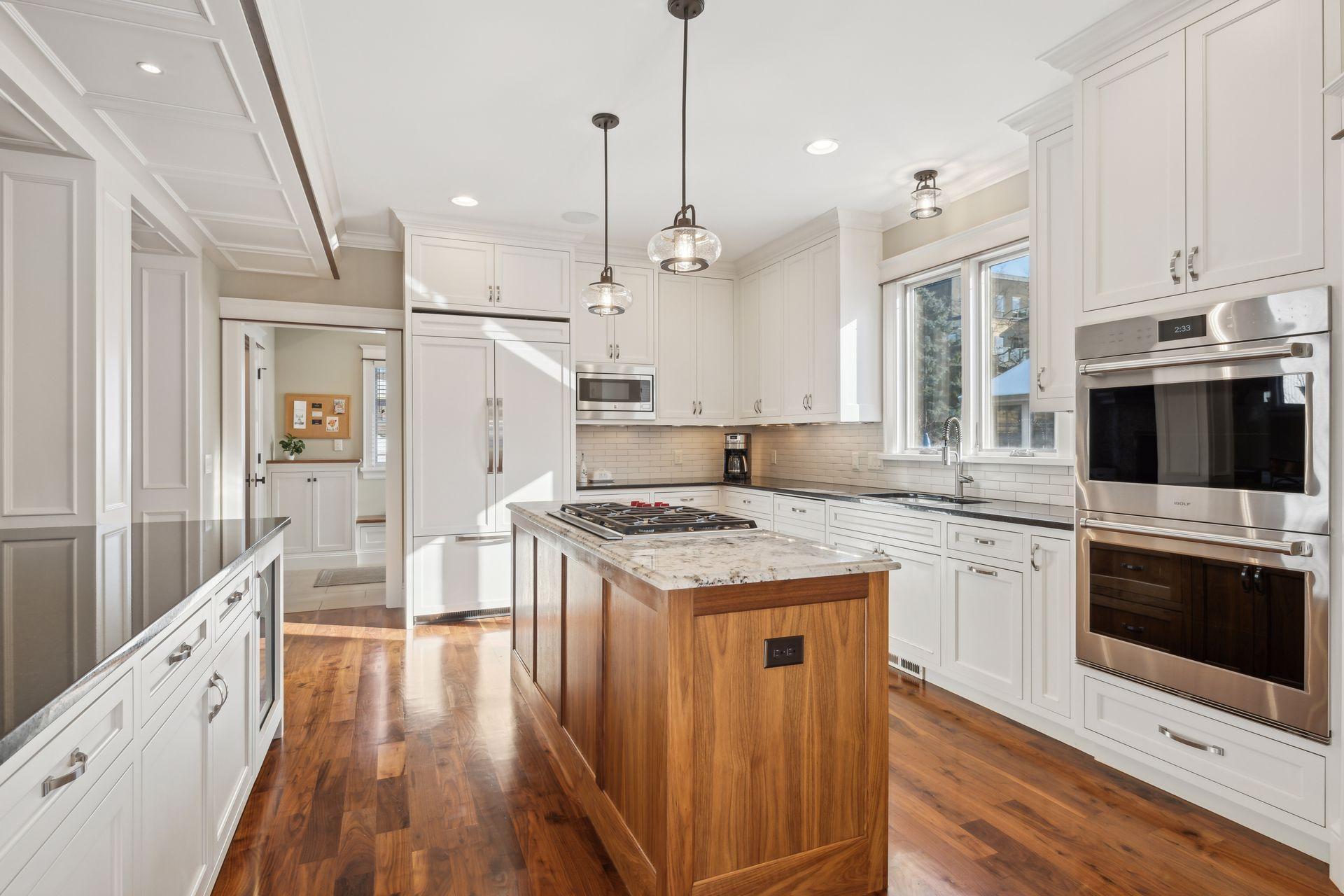 4243 Vincent Avenue S