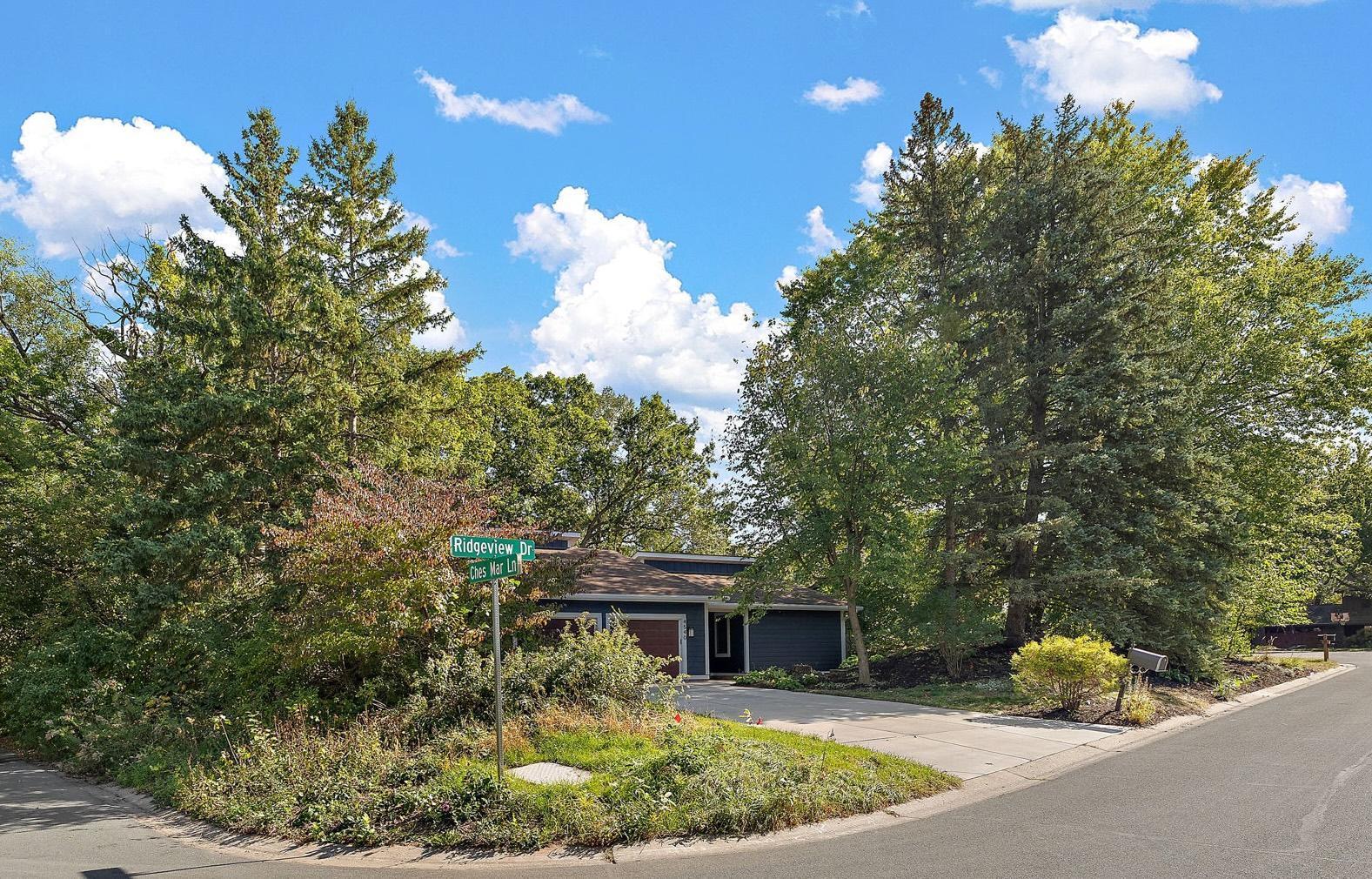 4540 Ridgeview Drive