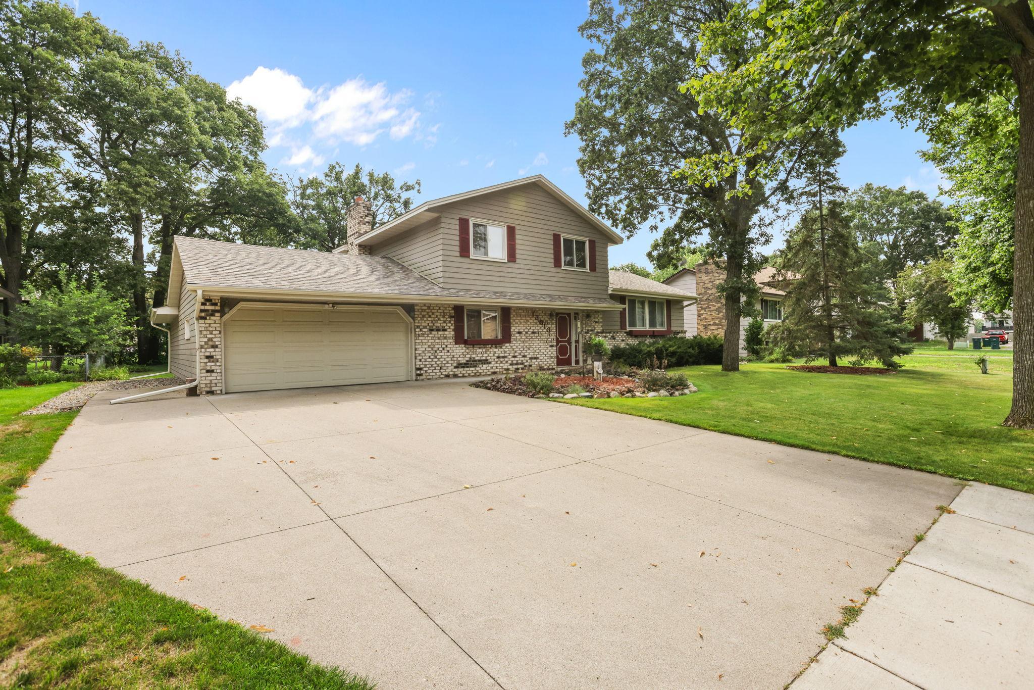 13013 Goodhue Street NE