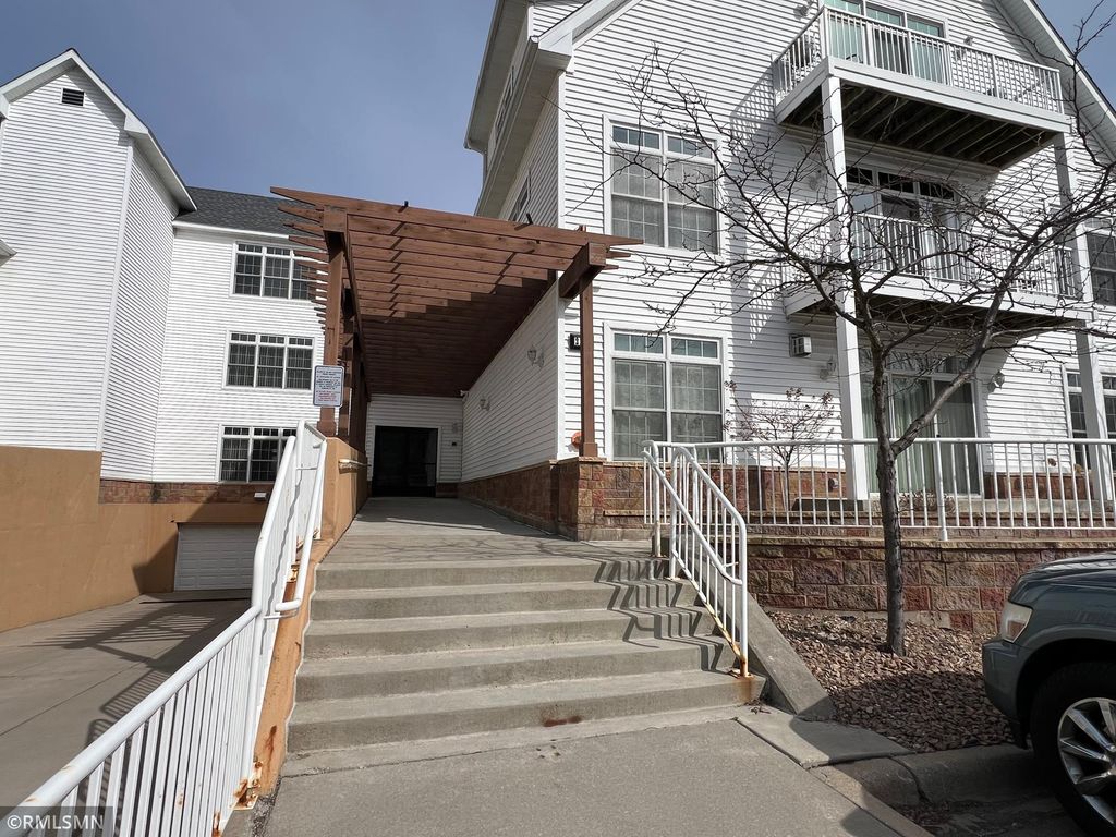 Photo of 2100 Old School Road #105, Mound, MN 55364 (MLS # 7052667)