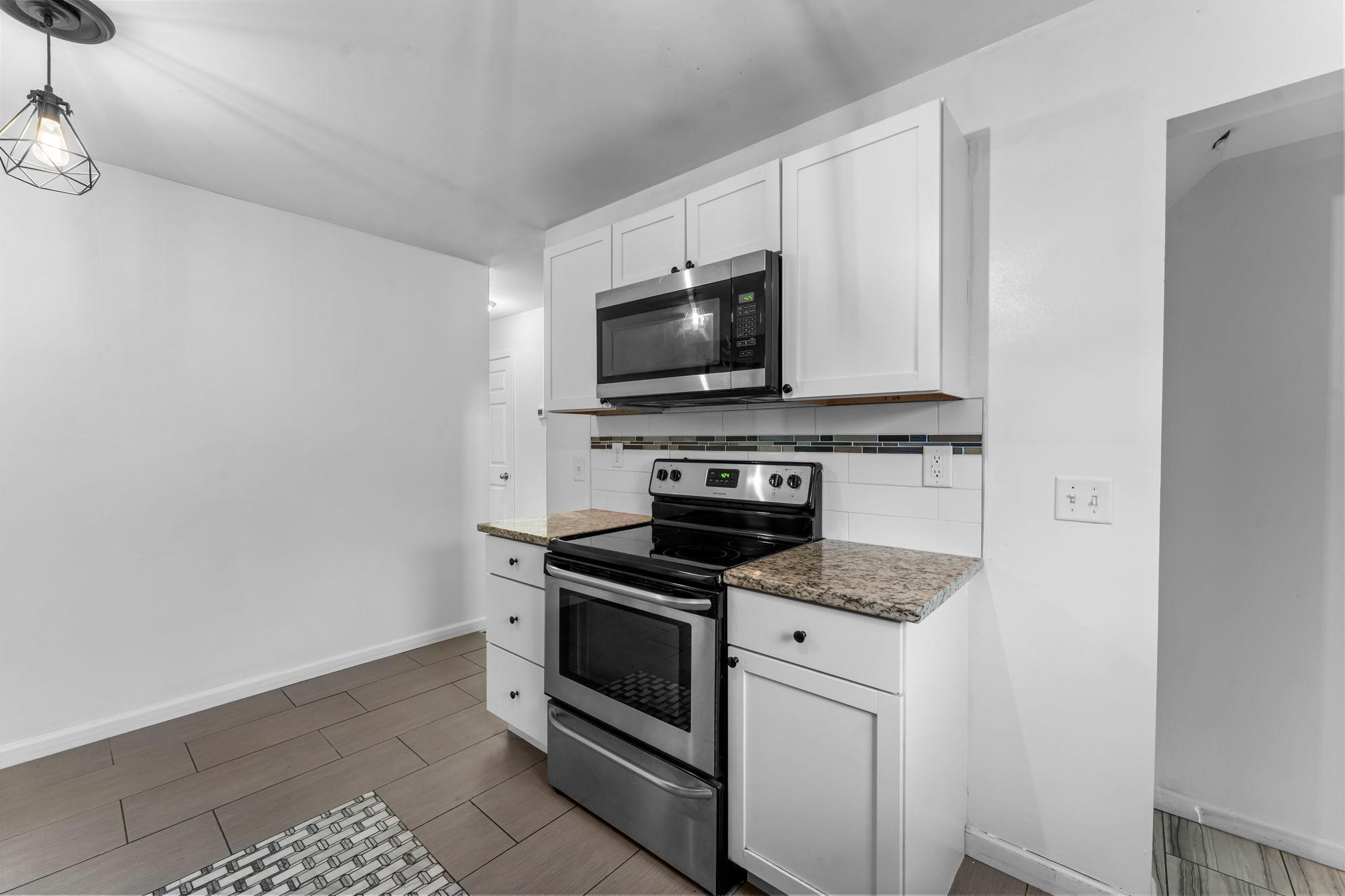 2901 W 70th Street