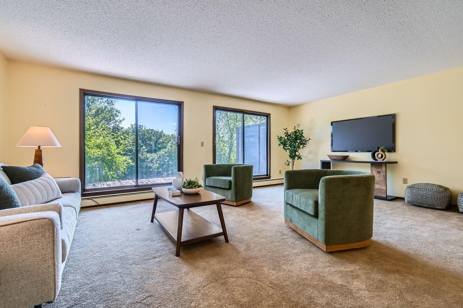 5140 W 102nd Street 111