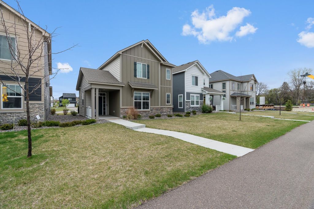 Photo of 1413 100th Avenue NW, Coon Rapids, MN 55433 (MLS # 7016828)