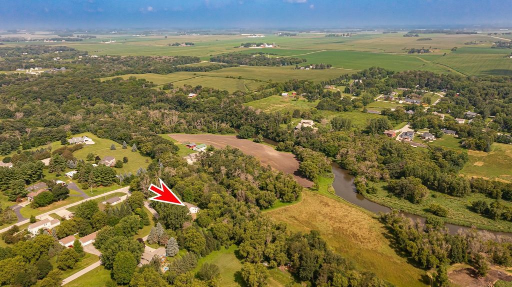 Photo of 20 Amy Ln, Mantorville, MN 55955 (MLS # 6825843)