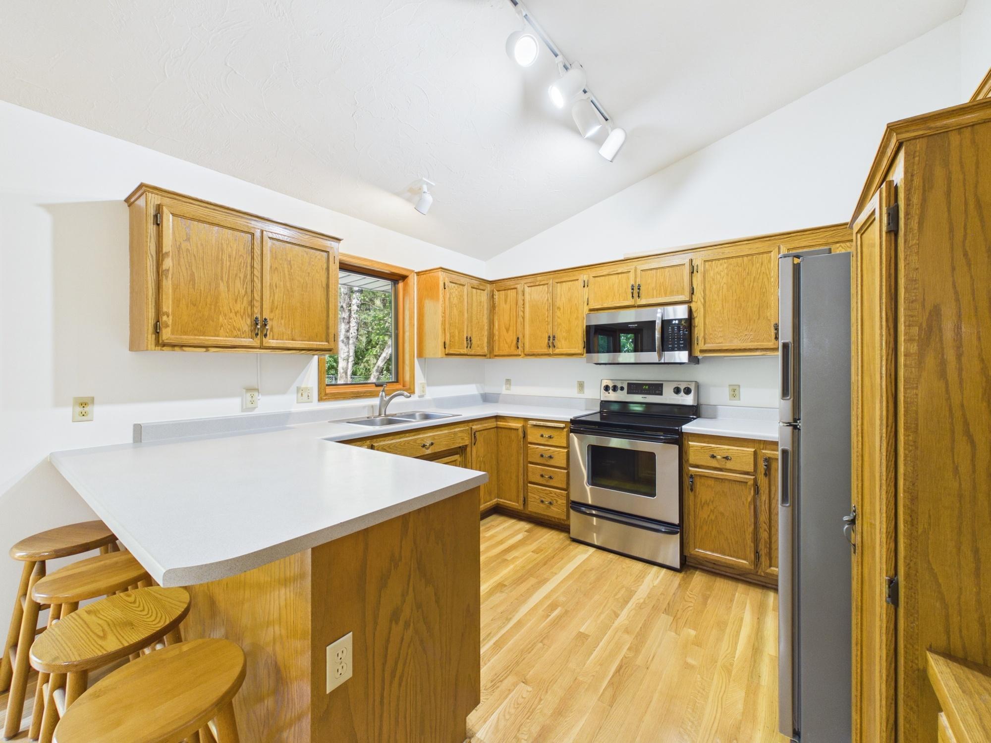 1952 Park Ridge Court