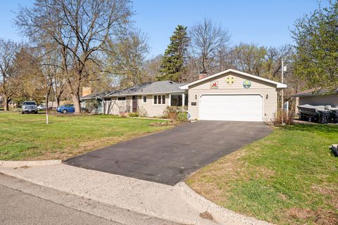 Photo of 10216 Zenith Lane, Bloomington, MN 55431 (MLS # 7058177)