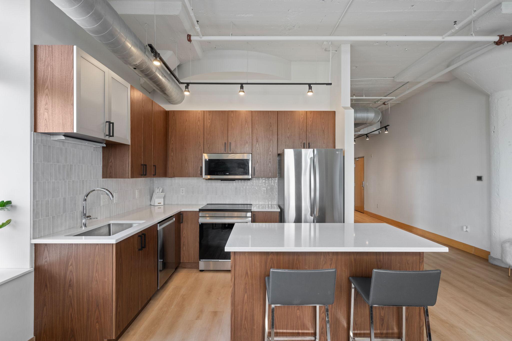 918 3rd Street N 211