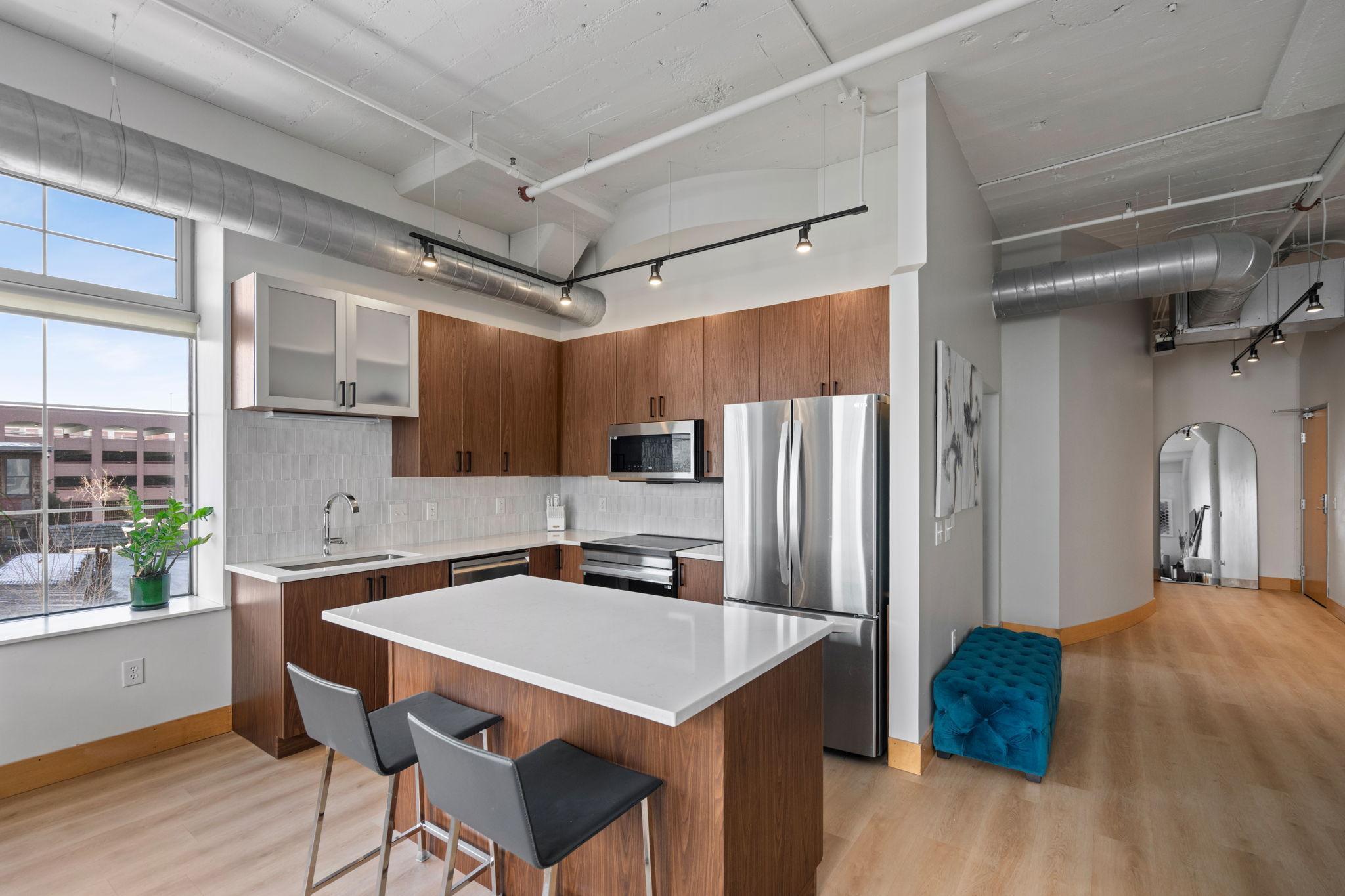 918 3rd Street N 211