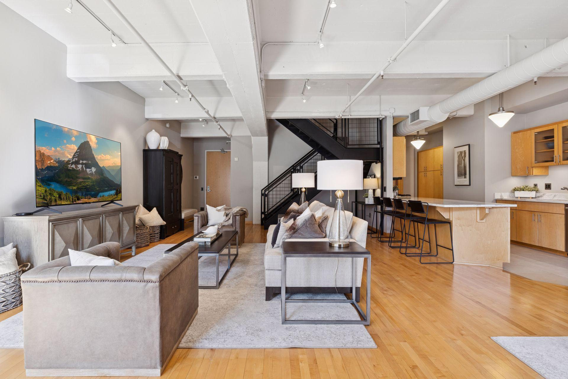 117 Portland Avenue 402