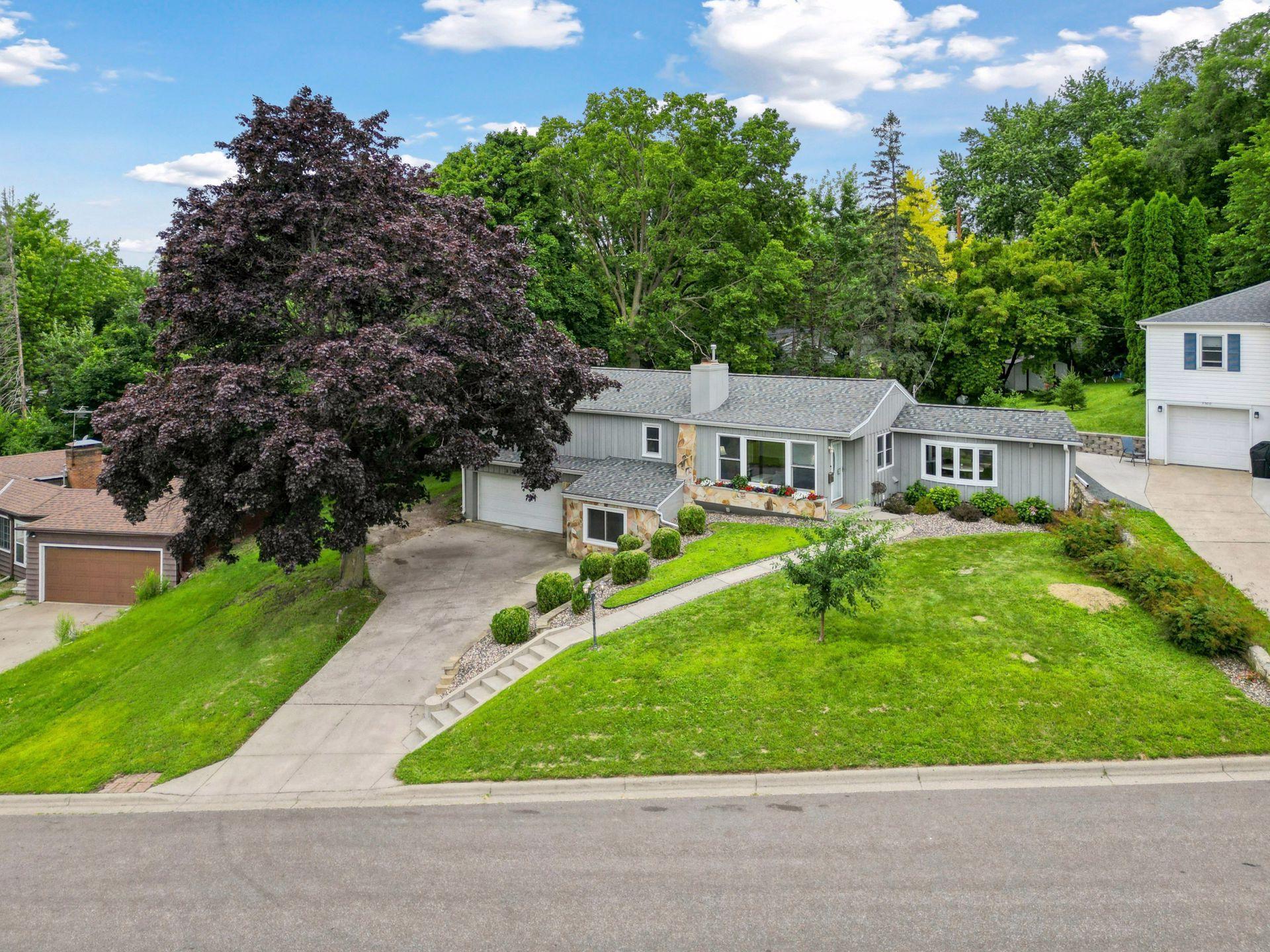 3302 Manor Drive