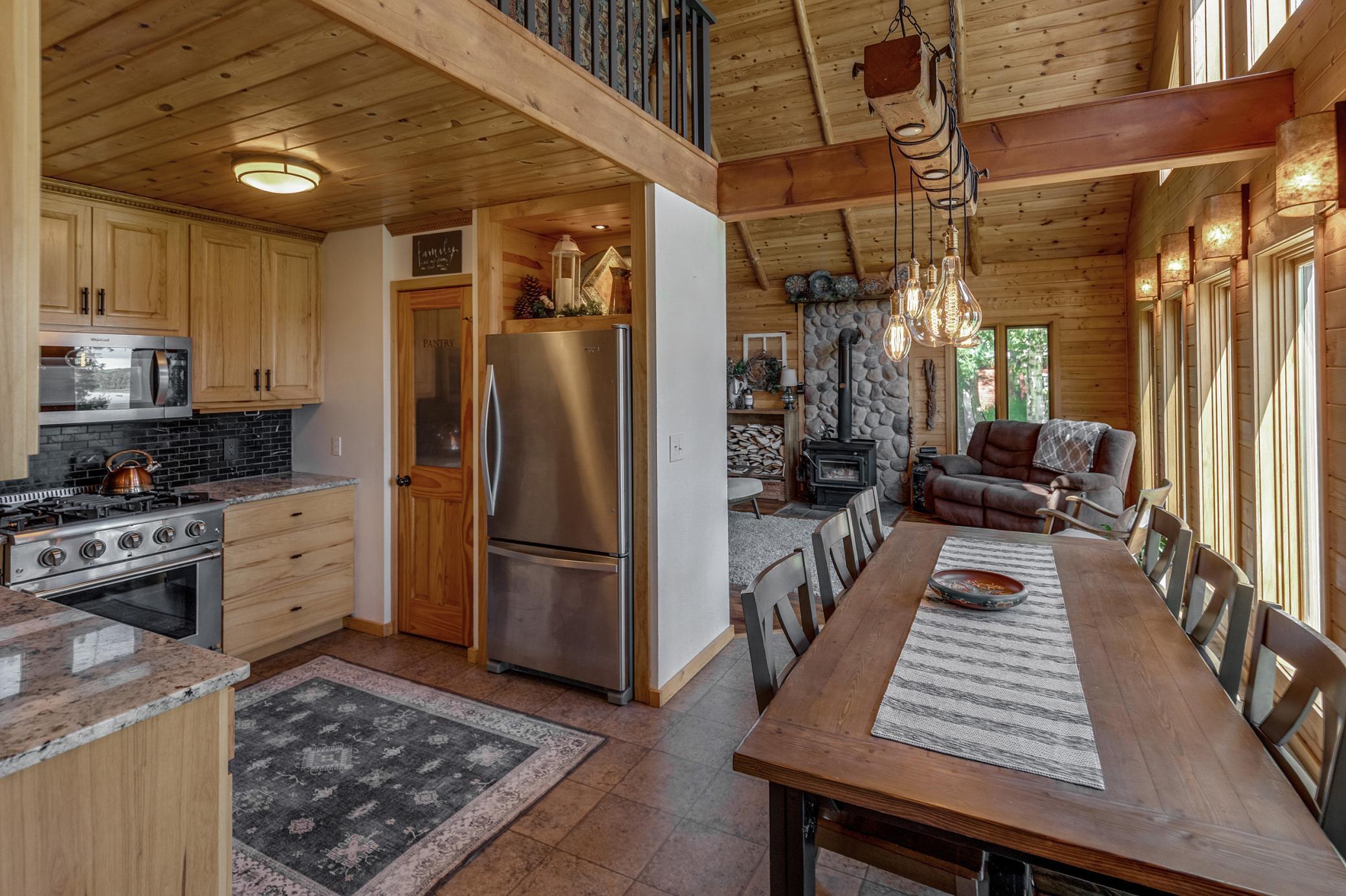 20799 Floral Lane