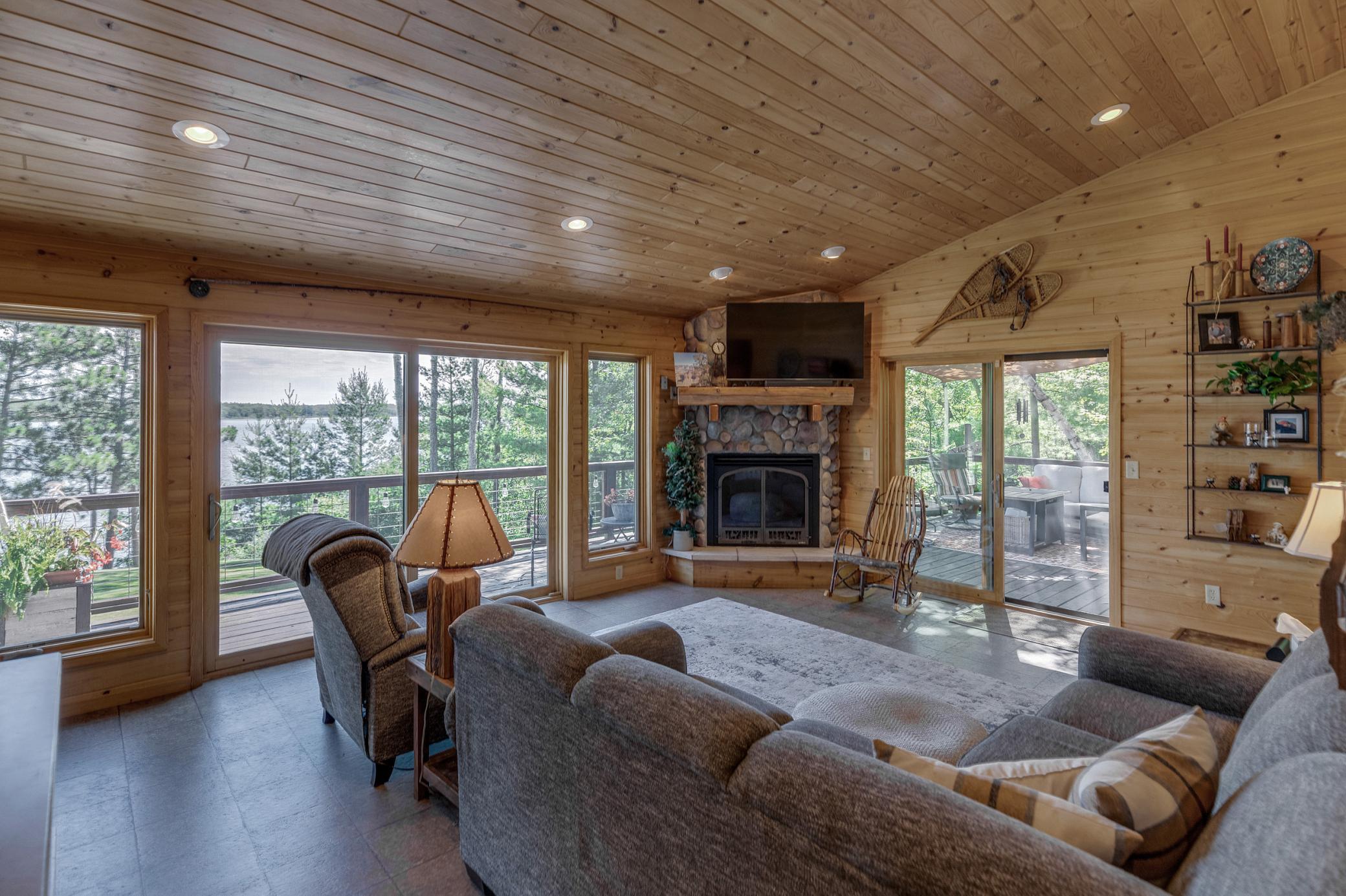 20799 Floral Lane