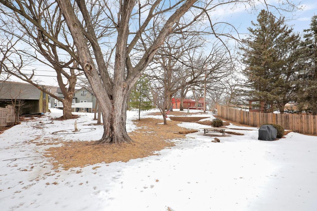 Photo of 2909 109th Avenue NW, Coon Rapids, MN 55433 (MLS # 7016282)