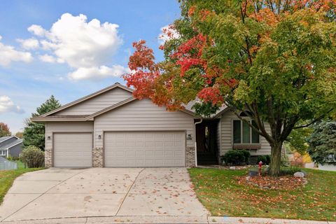 Photo of 4896 Spruce Lane, Savage, MN 55378 (MLS # 6727653)